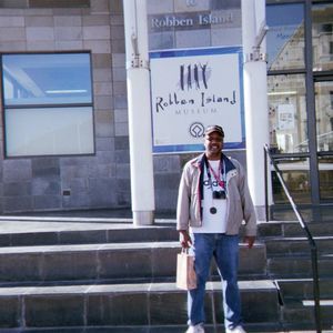 Meet your Posher, Clifford